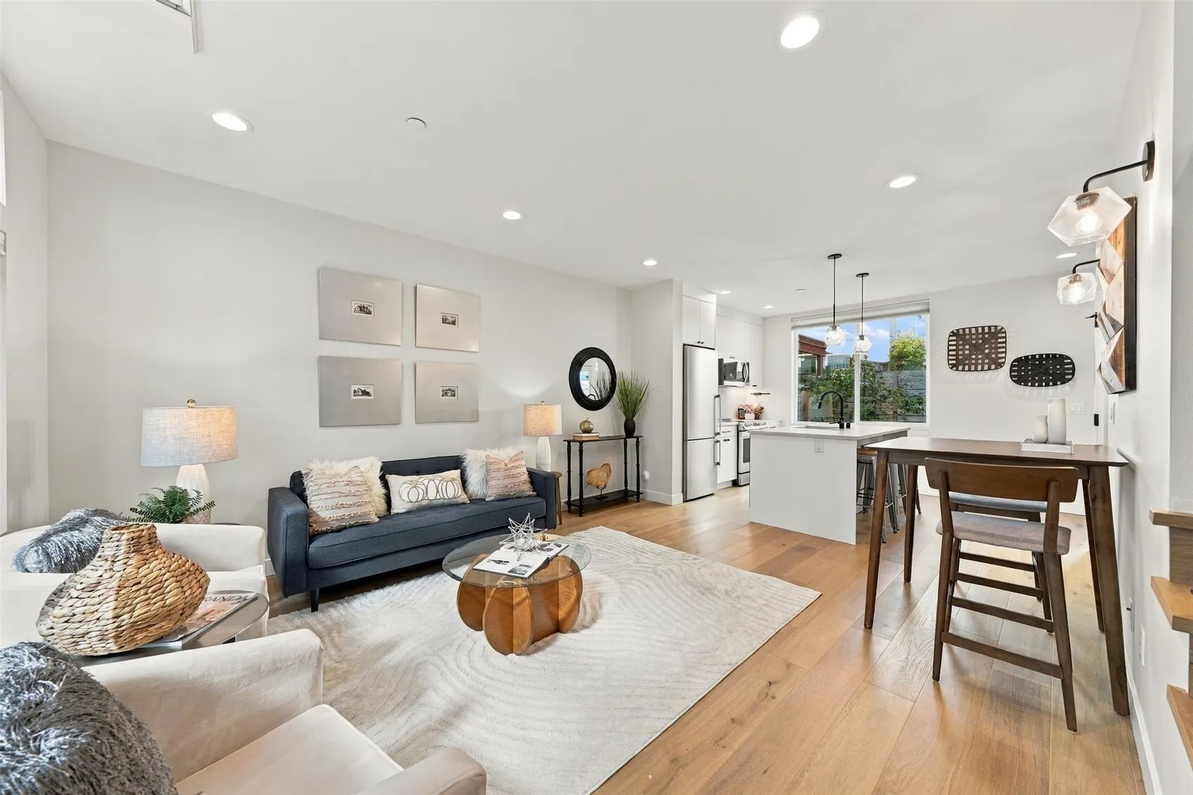 6016 California Avenue SW #D, Seattle, WA 98136