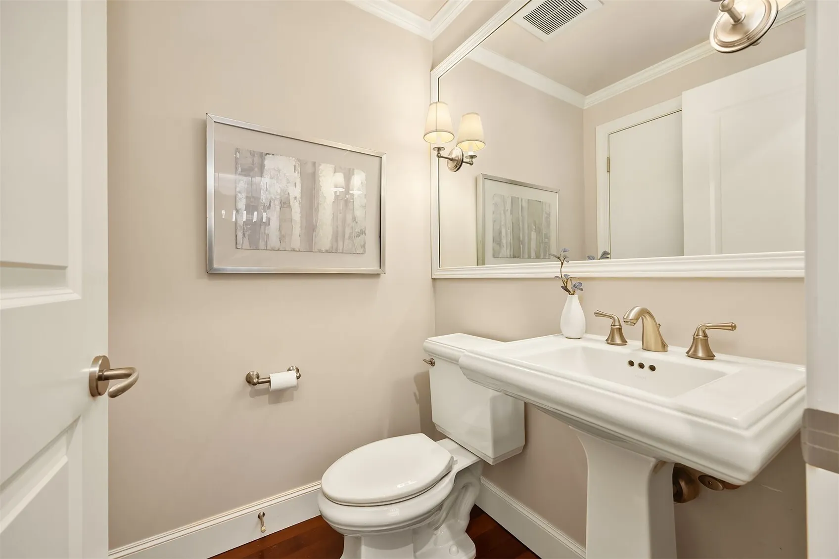 725 Harvard Avenue E, Seattle, WA 98102