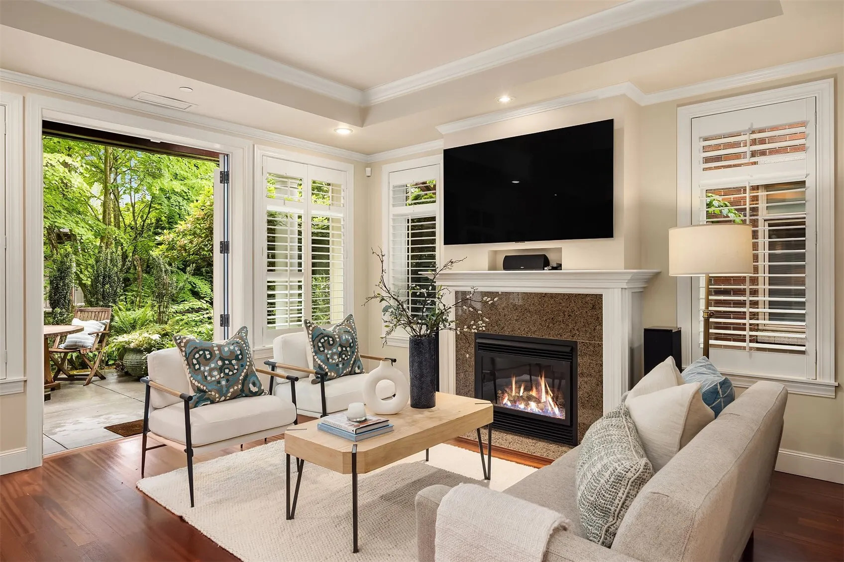 725 Harvard Avenue E, Seattle, WA 98102