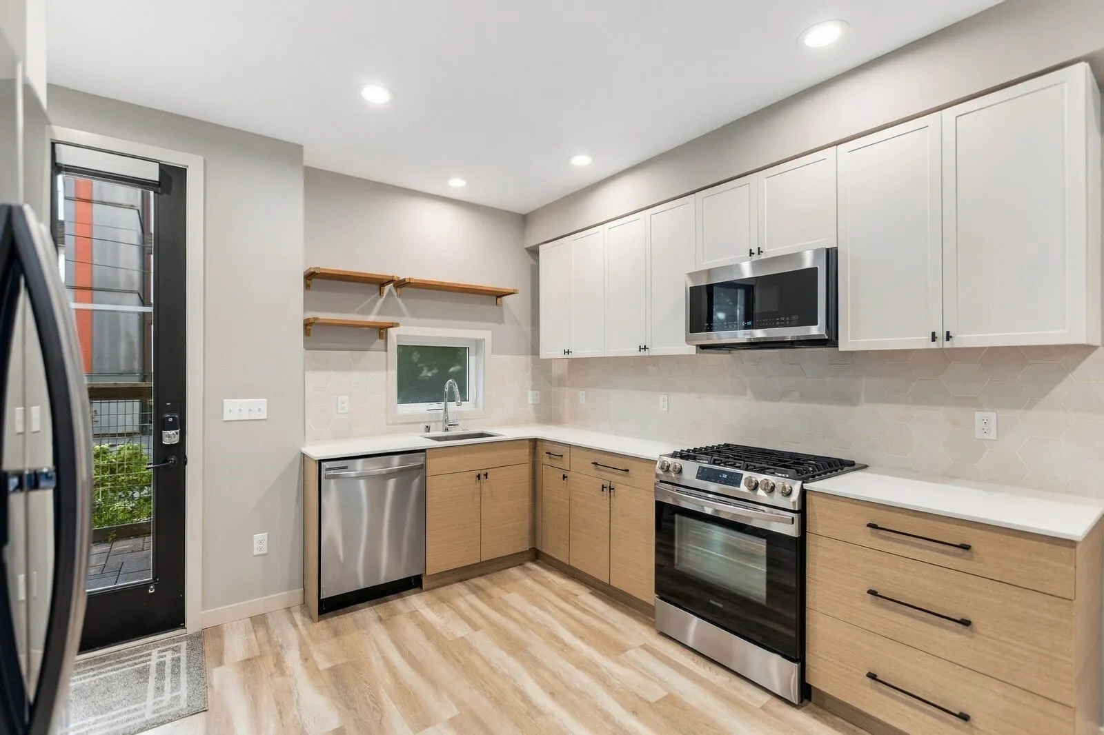 304 N 107th Street , Seattle, WA 98133