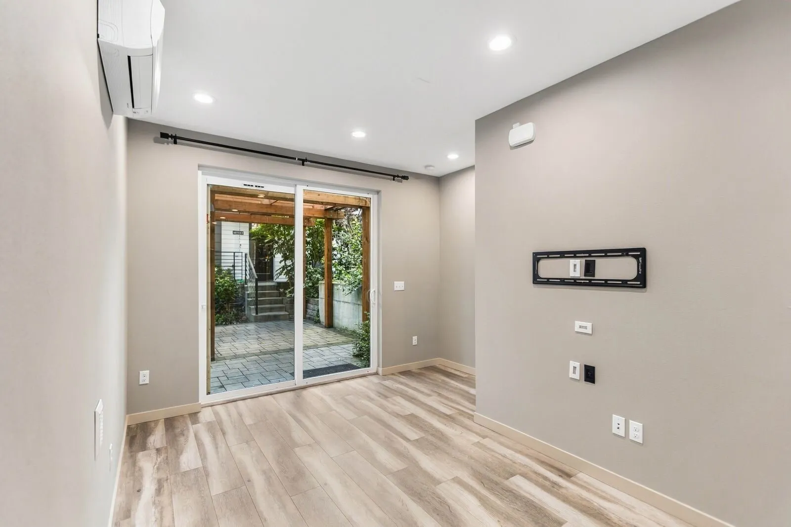 304 N 107th Street , Seattle, WA 98133