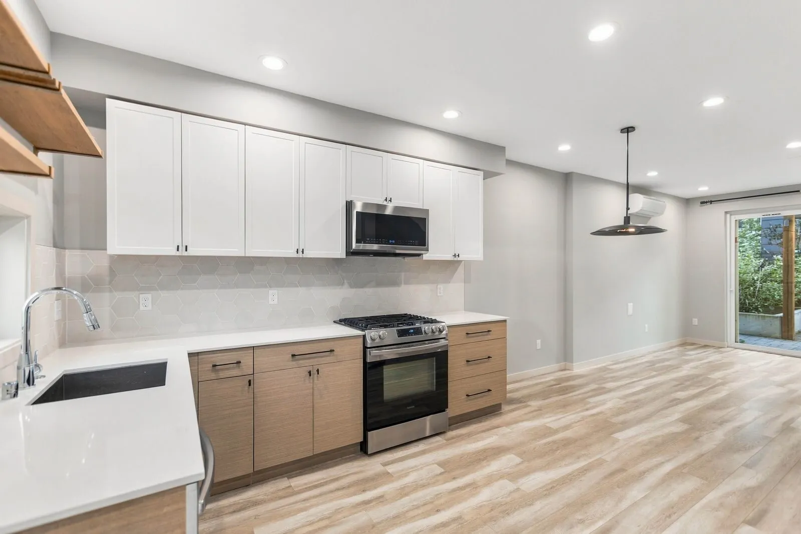 304 N 107th Street , Seattle, WA 98133