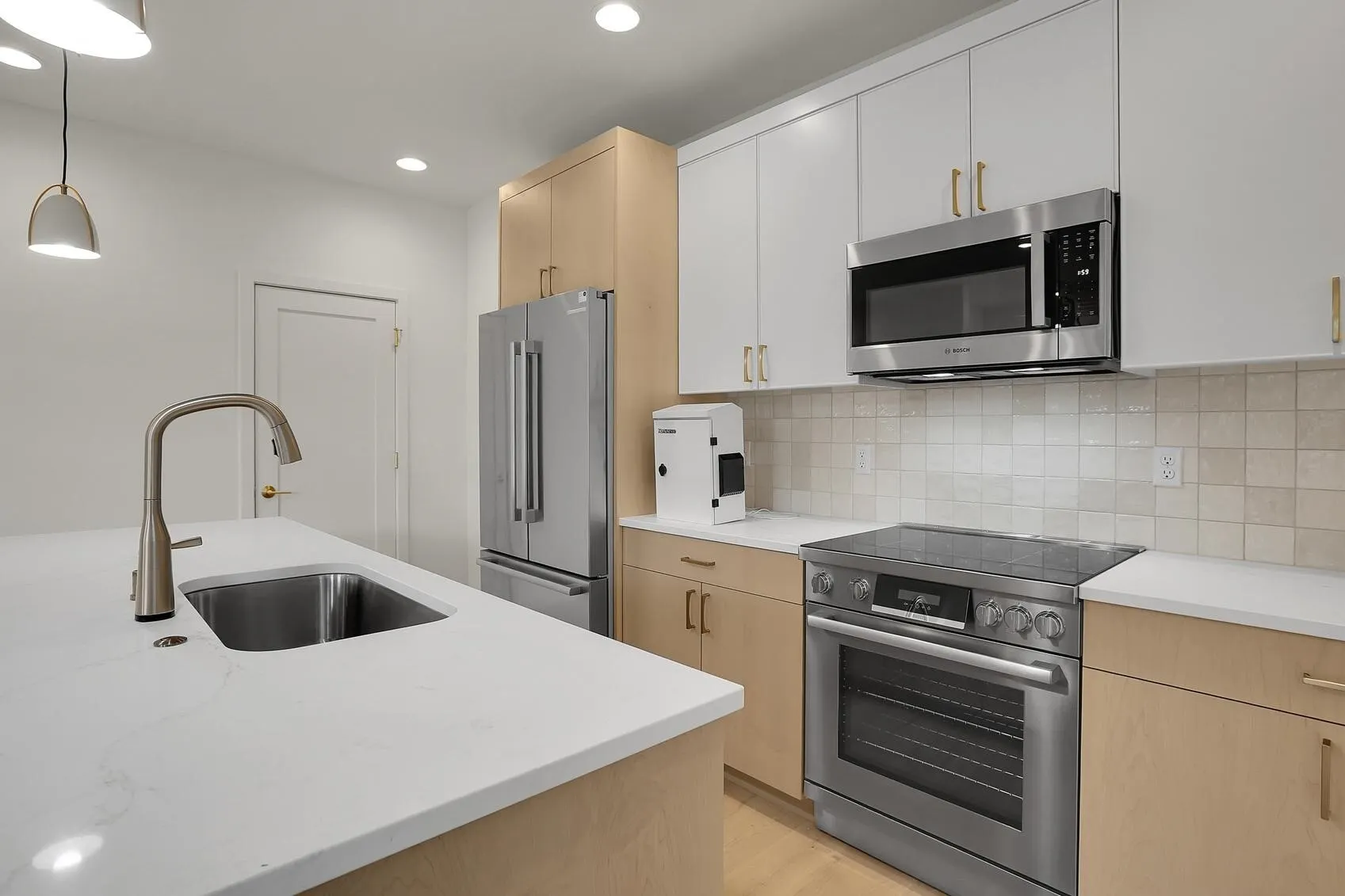 2612 NW 62nd Street , Seattle, WA 98107