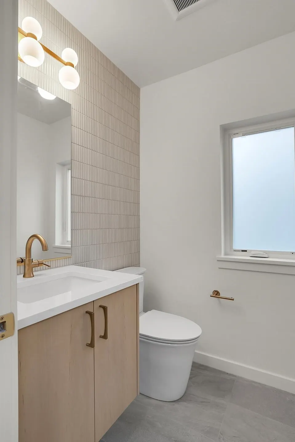 2612 NW 62nd Street , Seattle, WA 98107