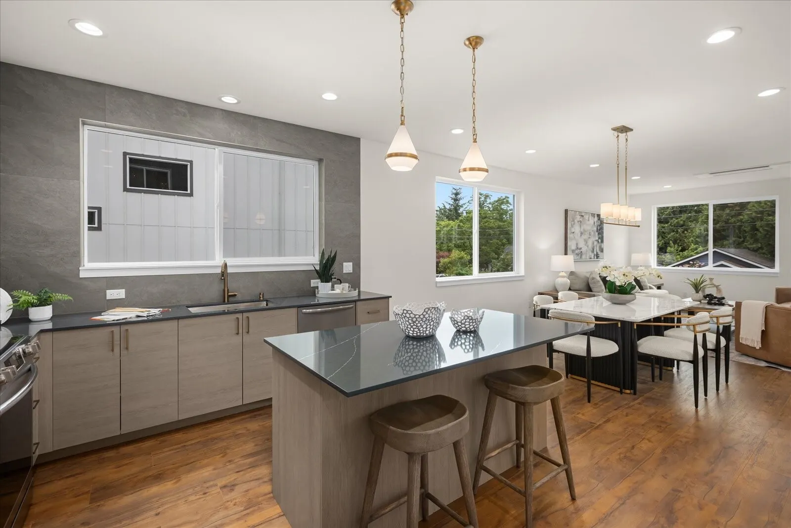 10330 Ashworth Avenue N, Seattle, WA 98133