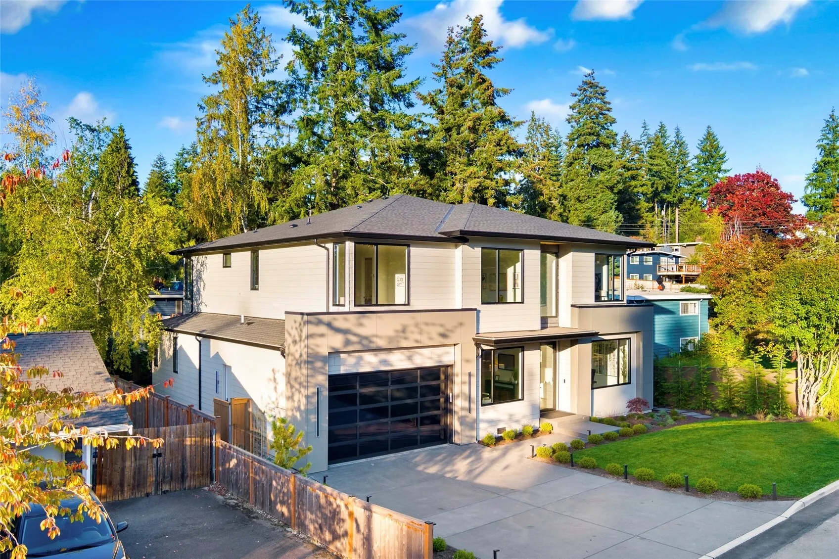 15546 SE 9th Street , Bellevue, WA 98007