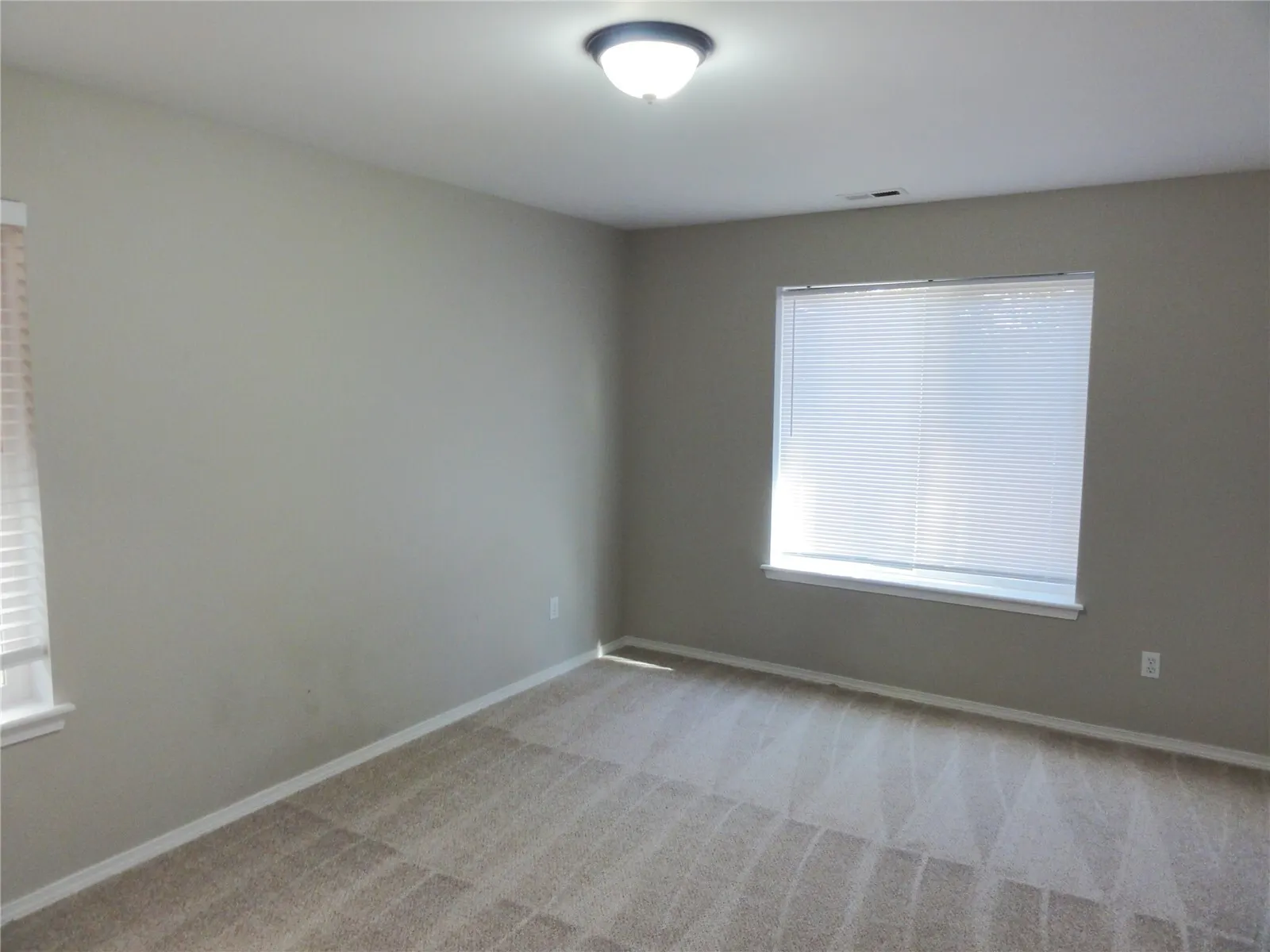 26038 167th Place SE, Kent, WA 98042