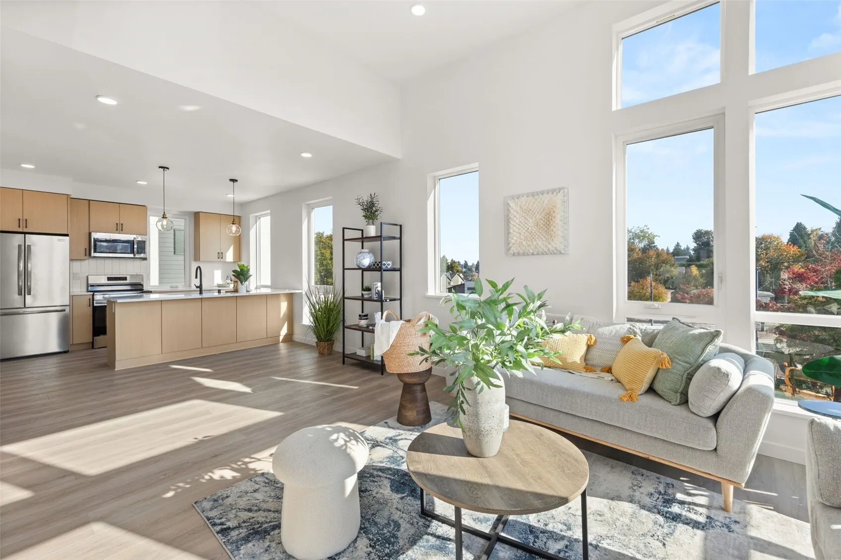 3216 B S Dawson Street , Seattle, WA 98118