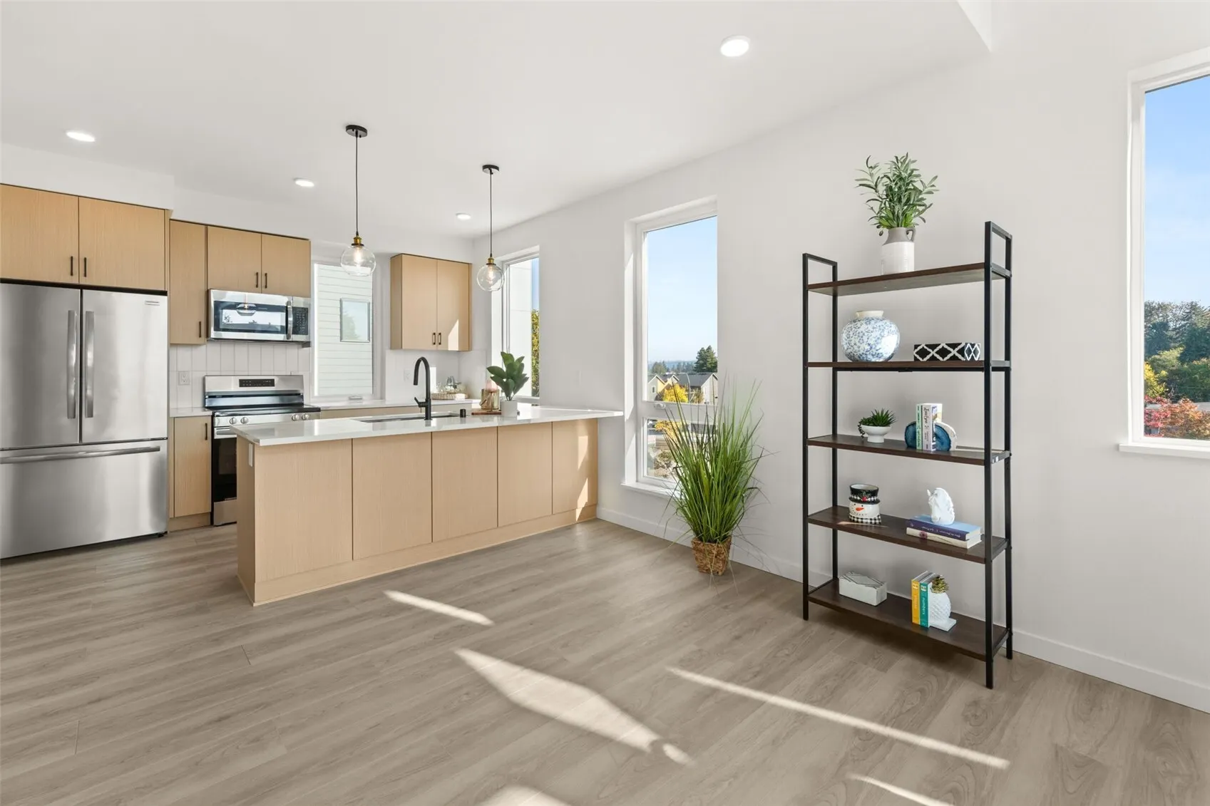 3216 B S Dawson Street , Seattle, WA 98118