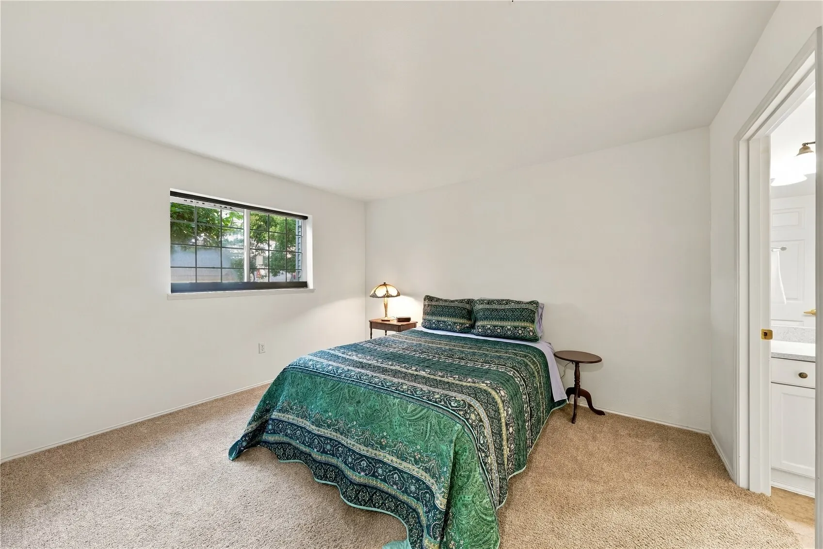 25235 SE Klahanie Boulevard #Q 102, Sammamish, WA 98029