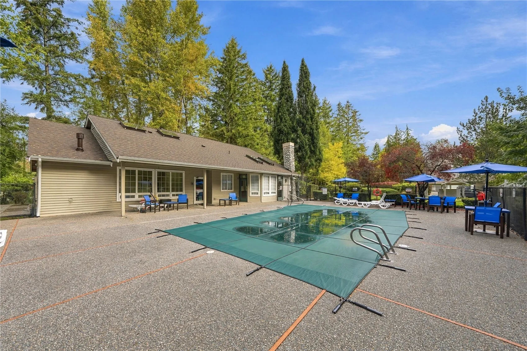 25235 SE Klahanie Boulevard #Q 102, Sammamish, WA 98029