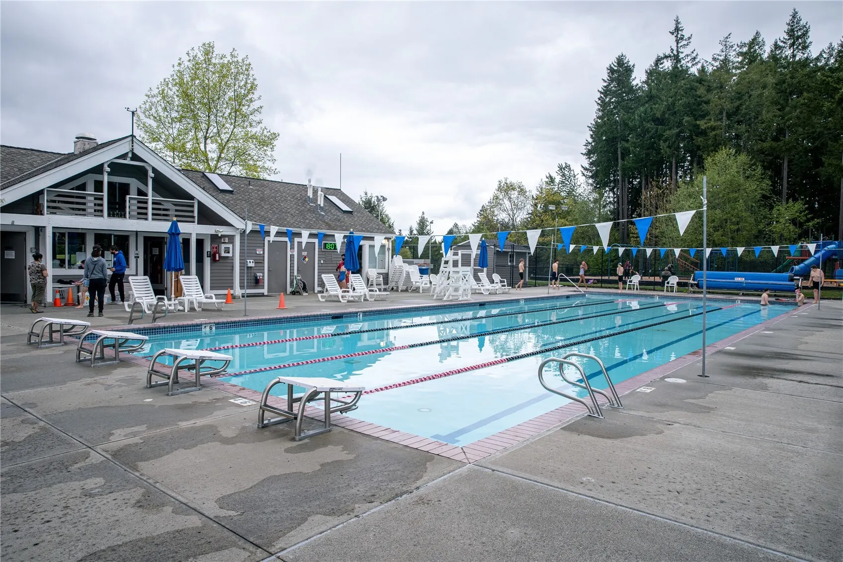 25235 SE Klahanie Boulevard #Q 102, Sammamish, WA 98029