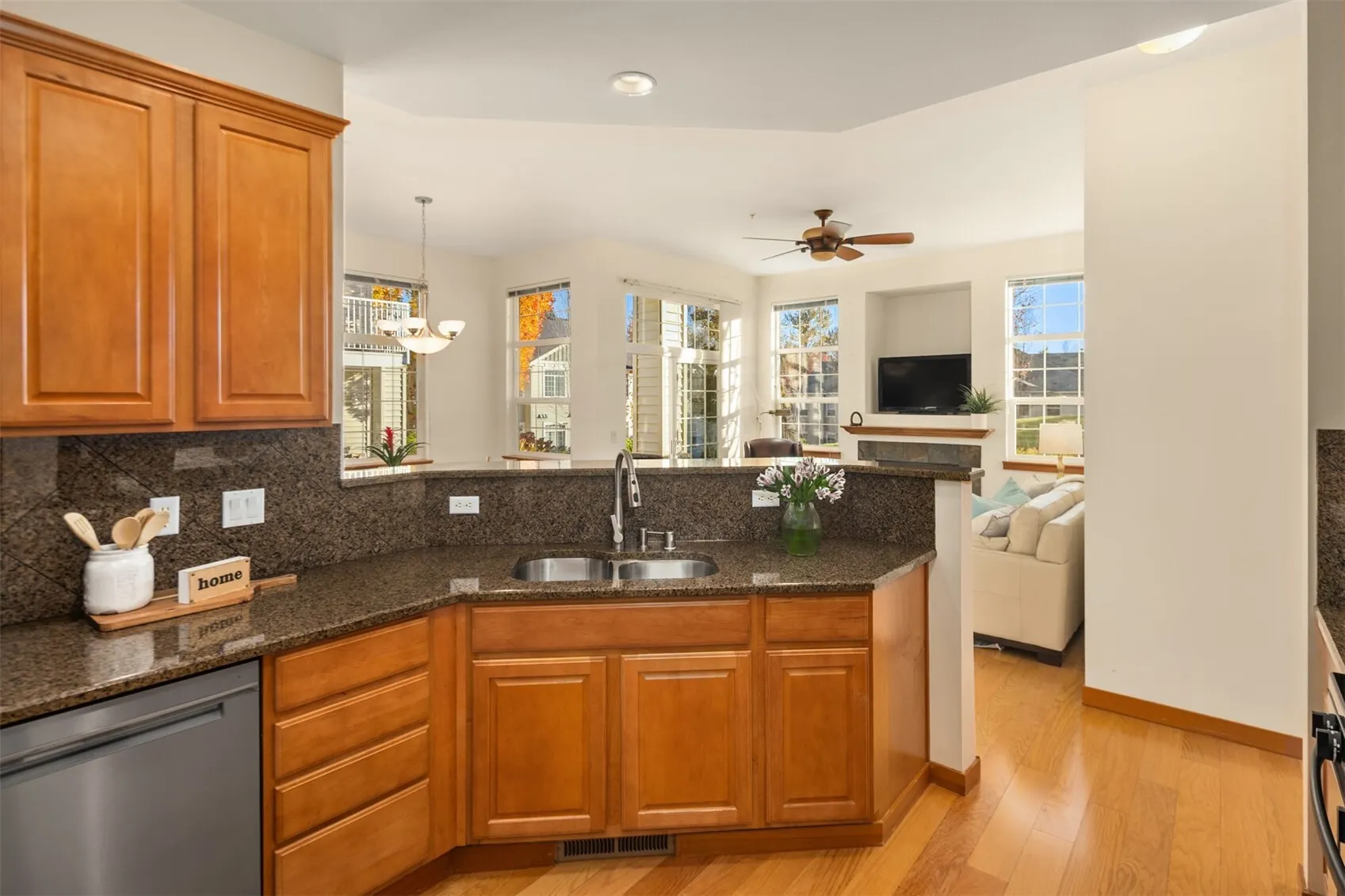 1855 Trossachs Boulevard SE #2802, Sammamish, WA 98075