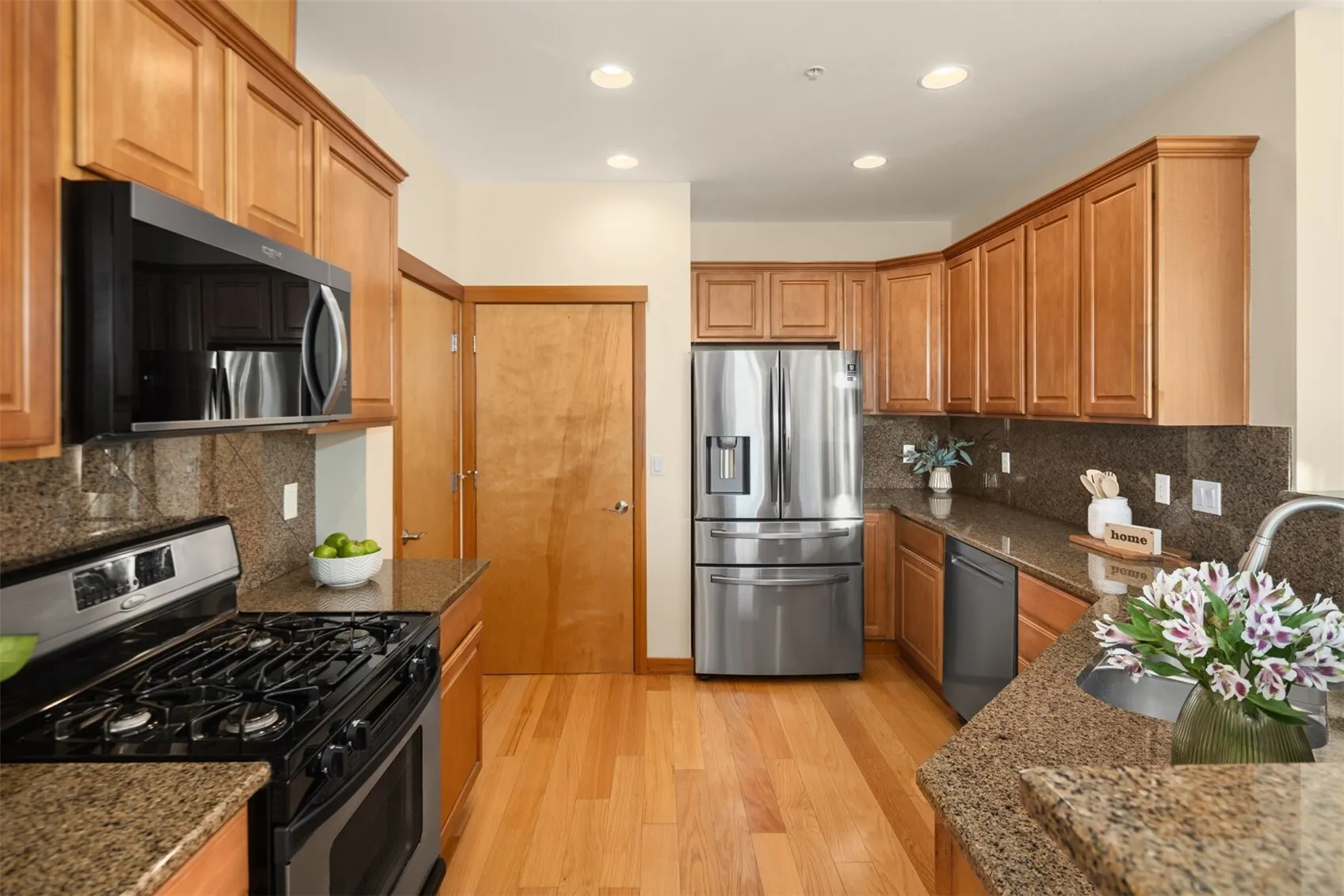 1855 Trossachs Boulevard SE #2802, Sammamish, WA 98075