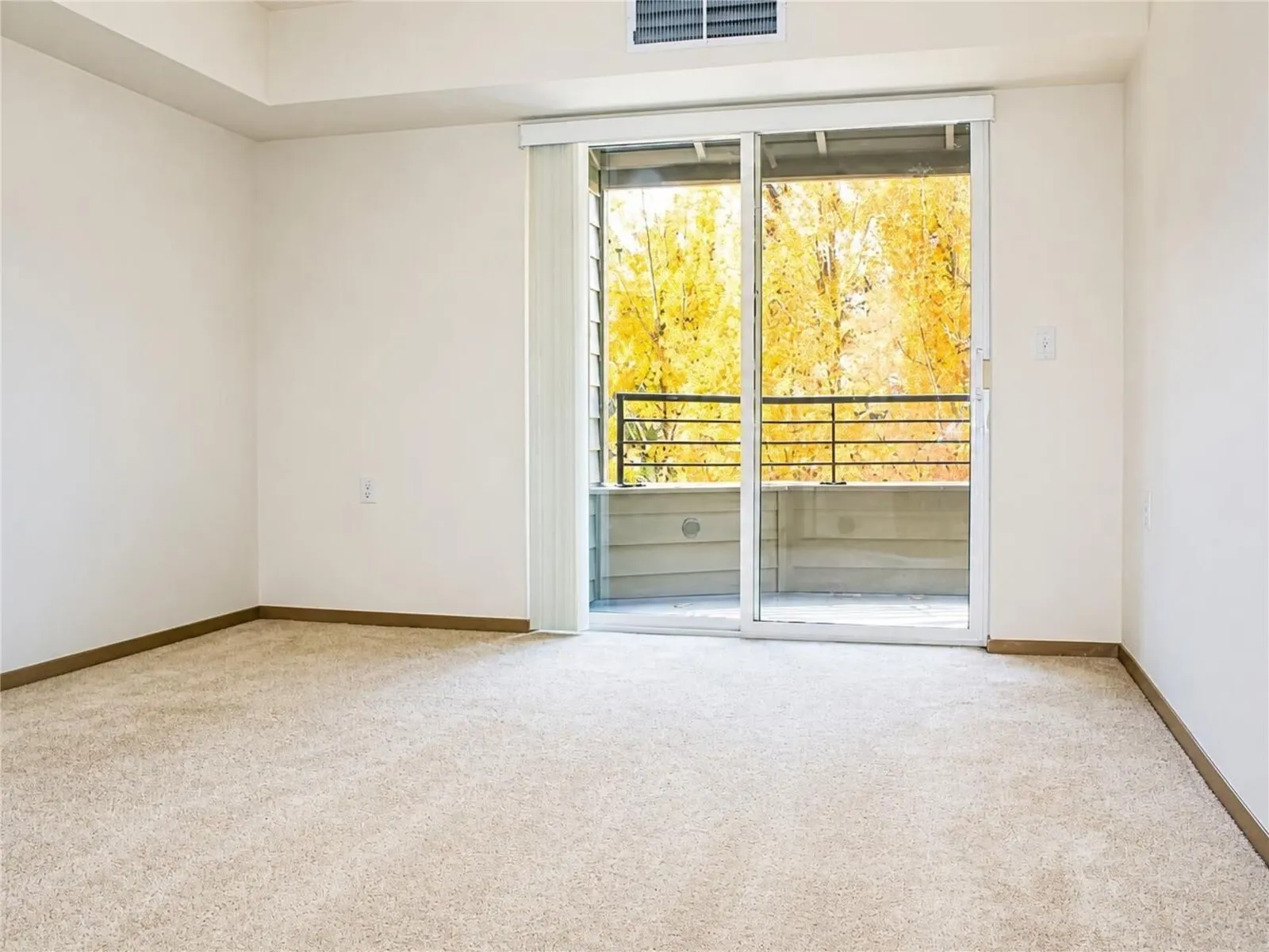 1750 152nd Avenue NE #C305, Bellevue, WA 98007