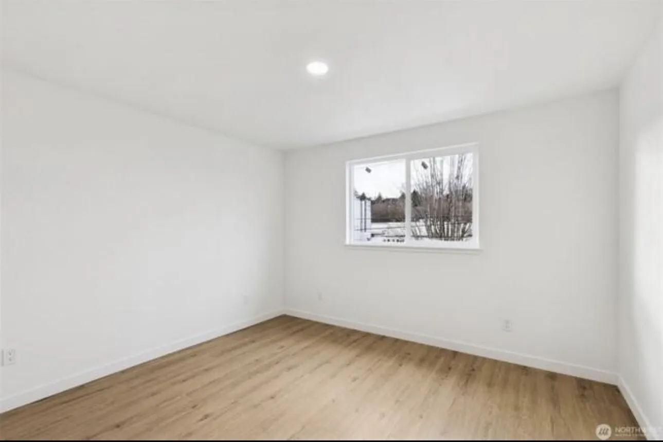 4002 Courtland Place S, Seattle, WA 98118