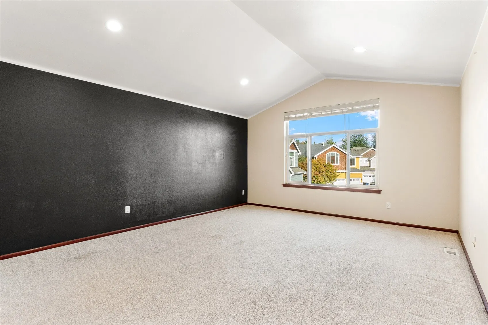 714 142nd Street SW, Lynnwood, WA 98087