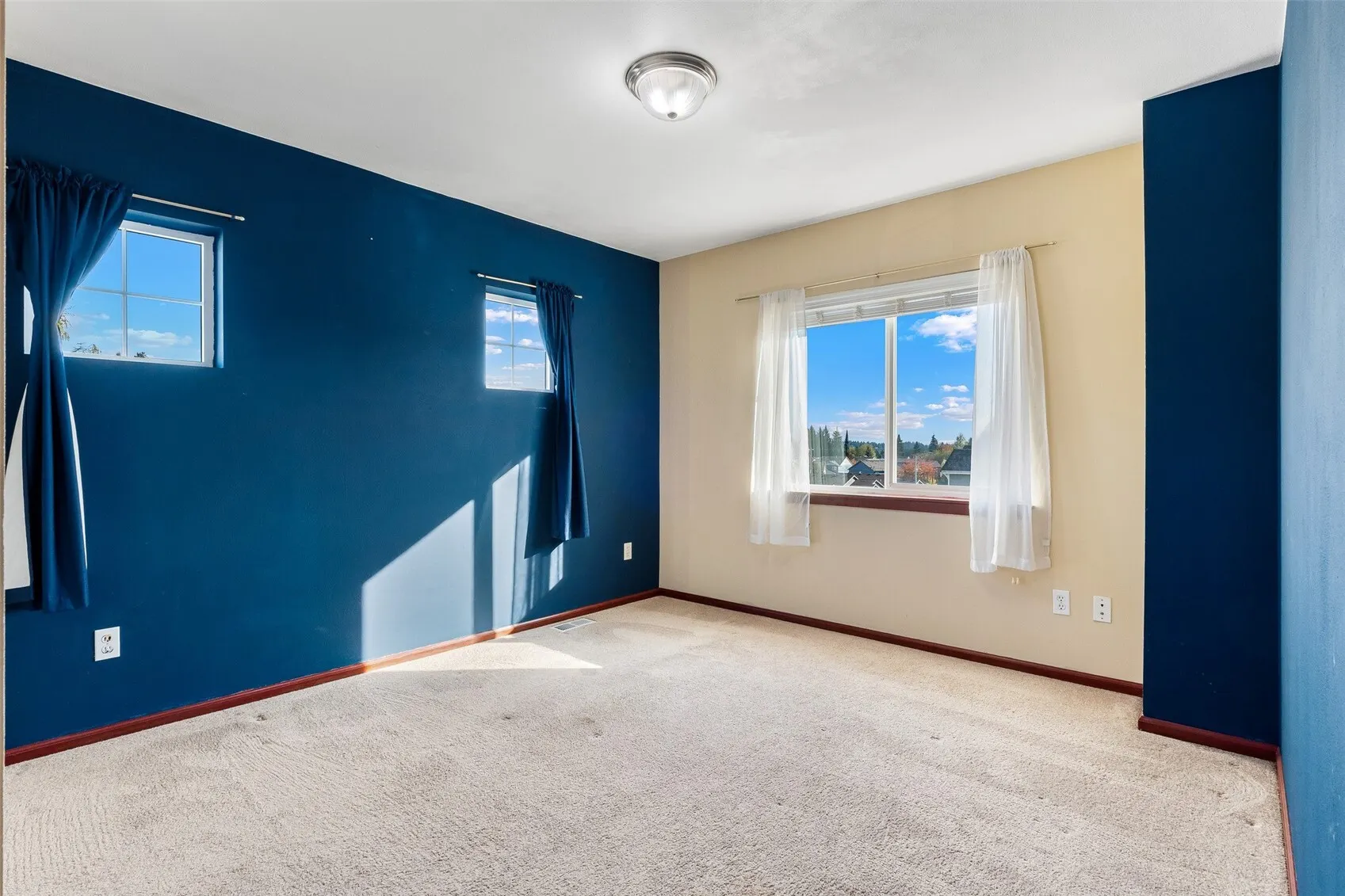 714 142nd Street SW, Lynnwood, WA 98087