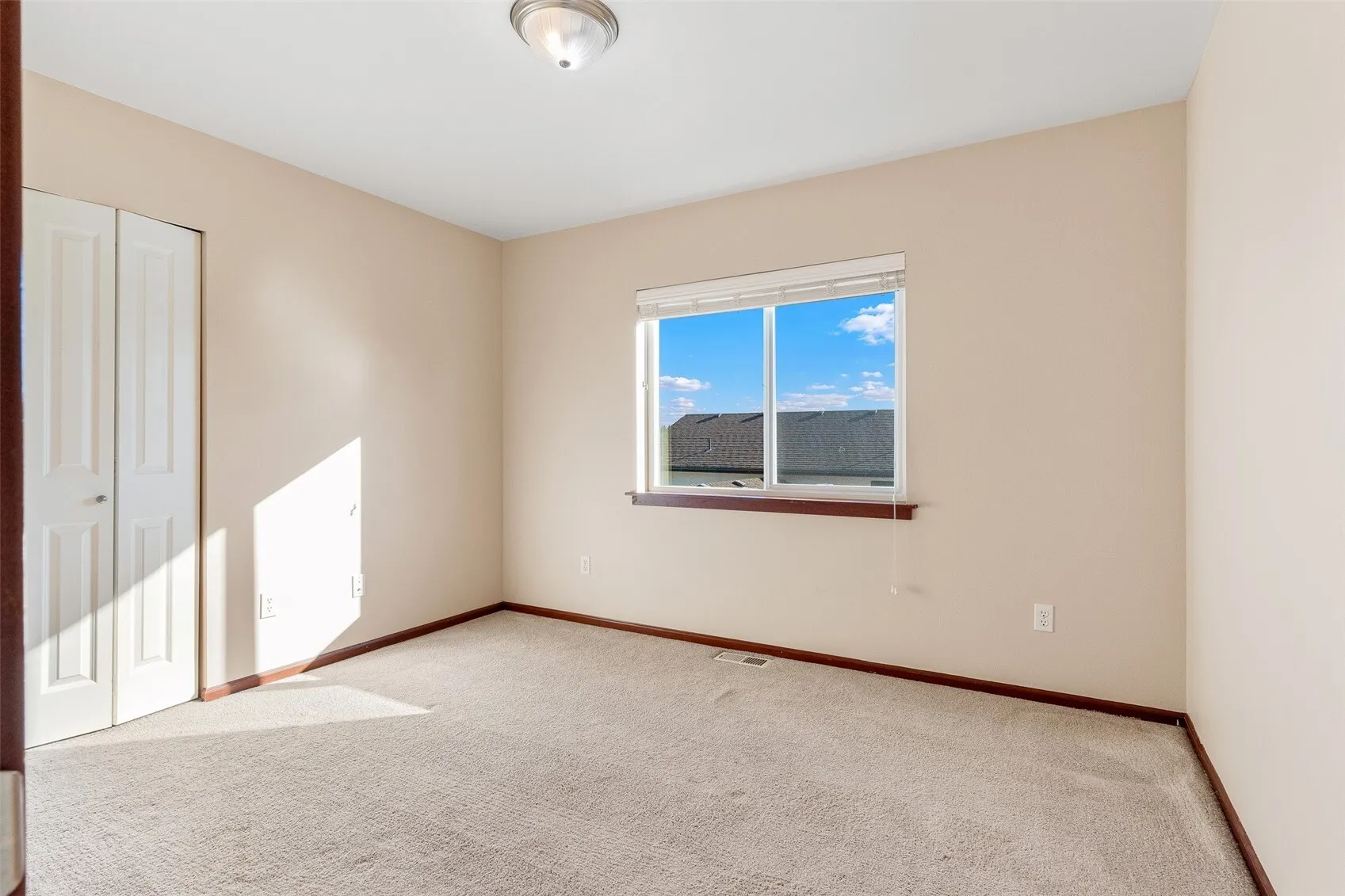714 142nd Street SW, Lynnwood, WA 98087
