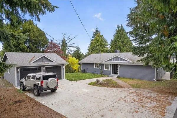 26700 138th Place SE, Kent, WA 98042