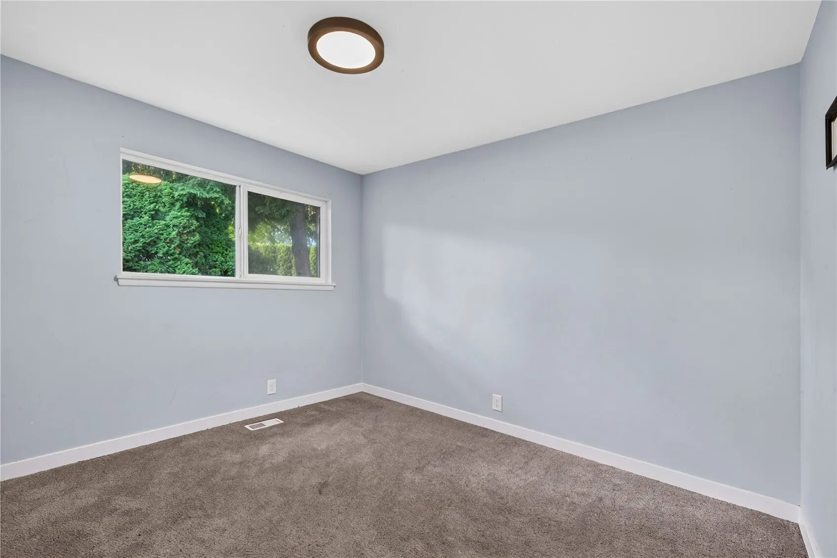 26700 138th Place SE, Kent, WA 98042