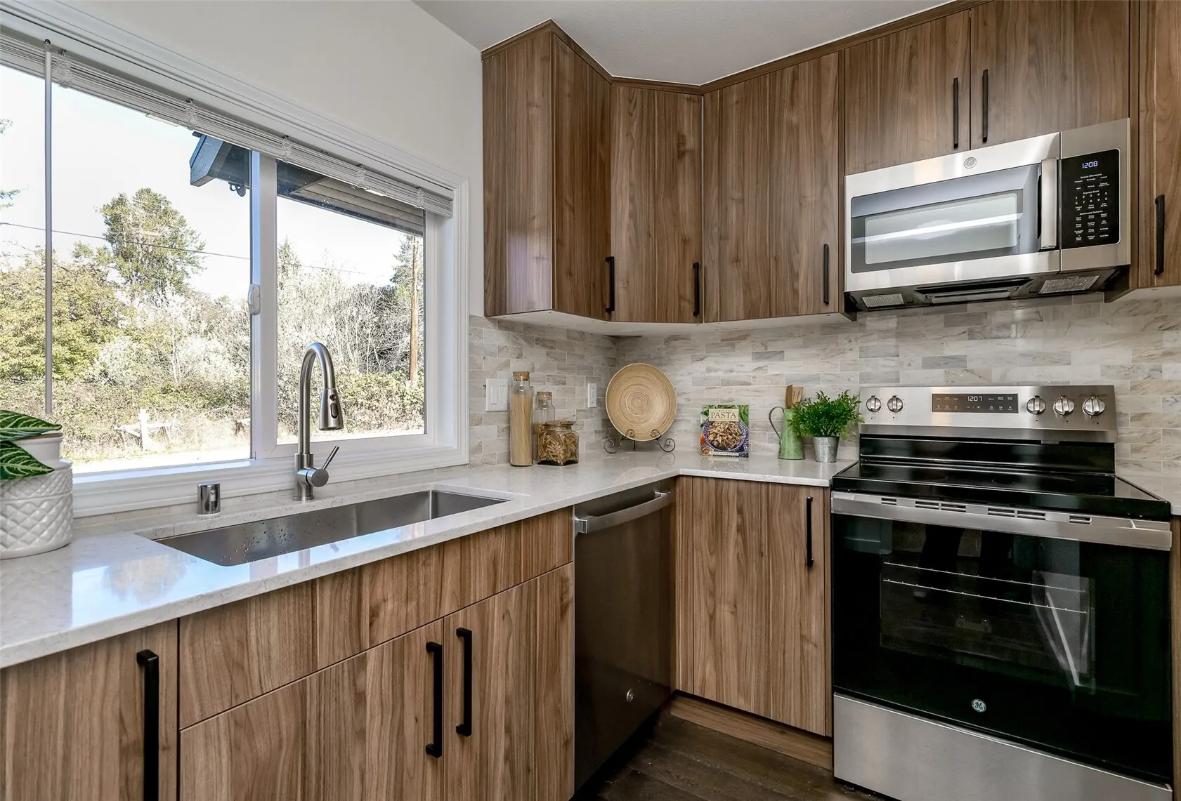 26134 108th Avenue SE, Kent, WA 98030