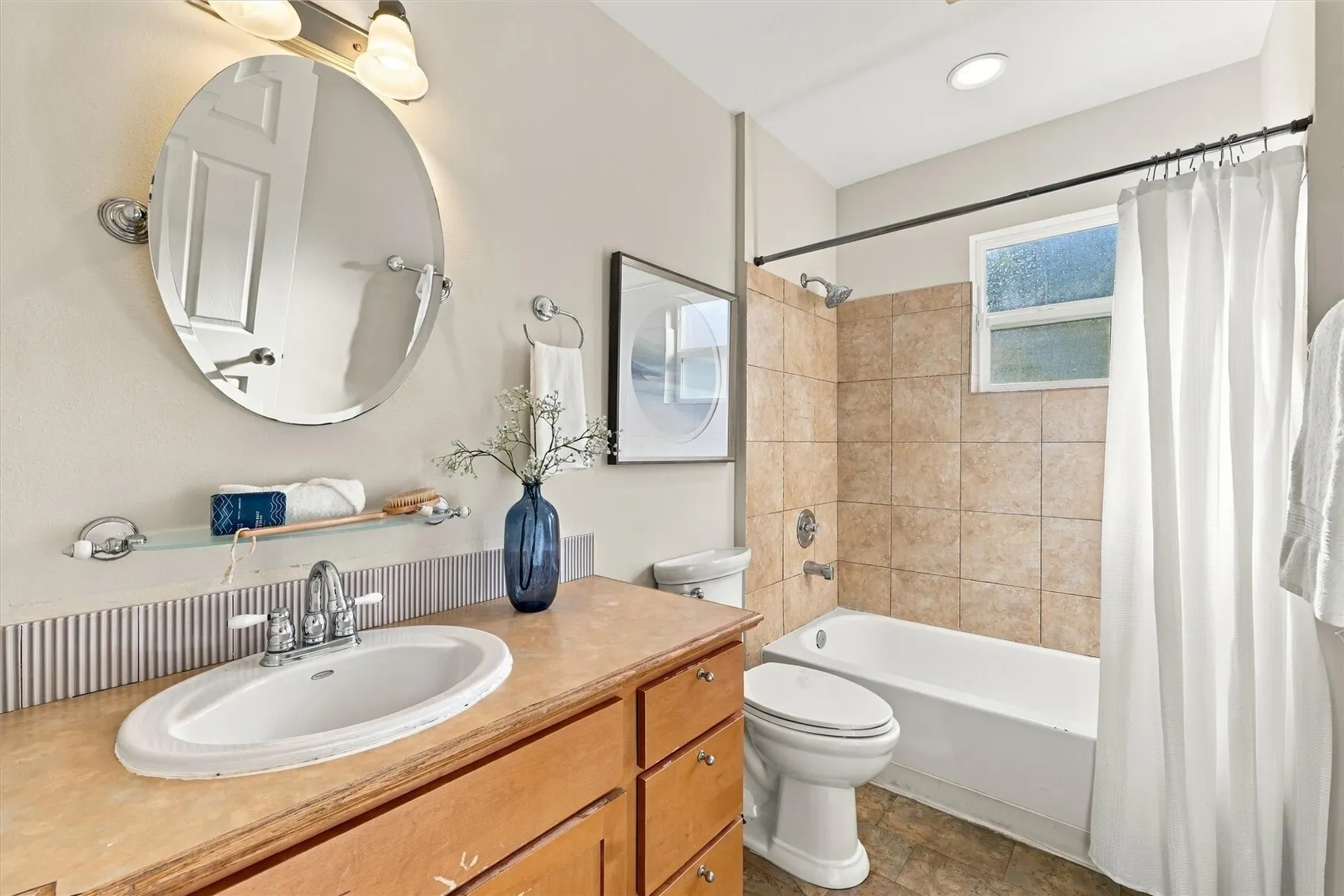1515 Martin Luther King Jr Way , Seattle, WA 98122
