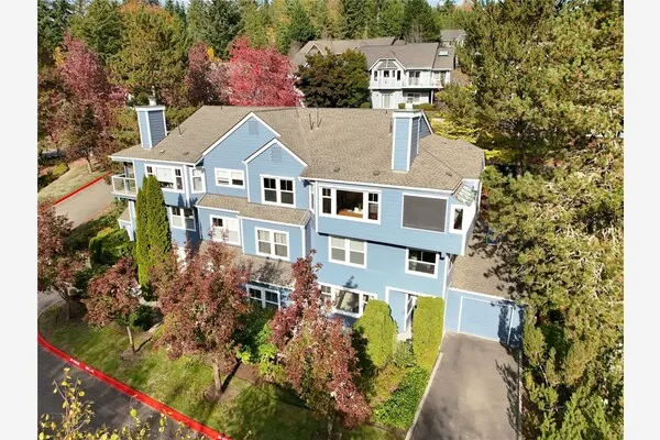 22772 SE 43rd Lane , Issaquah, WA 98029