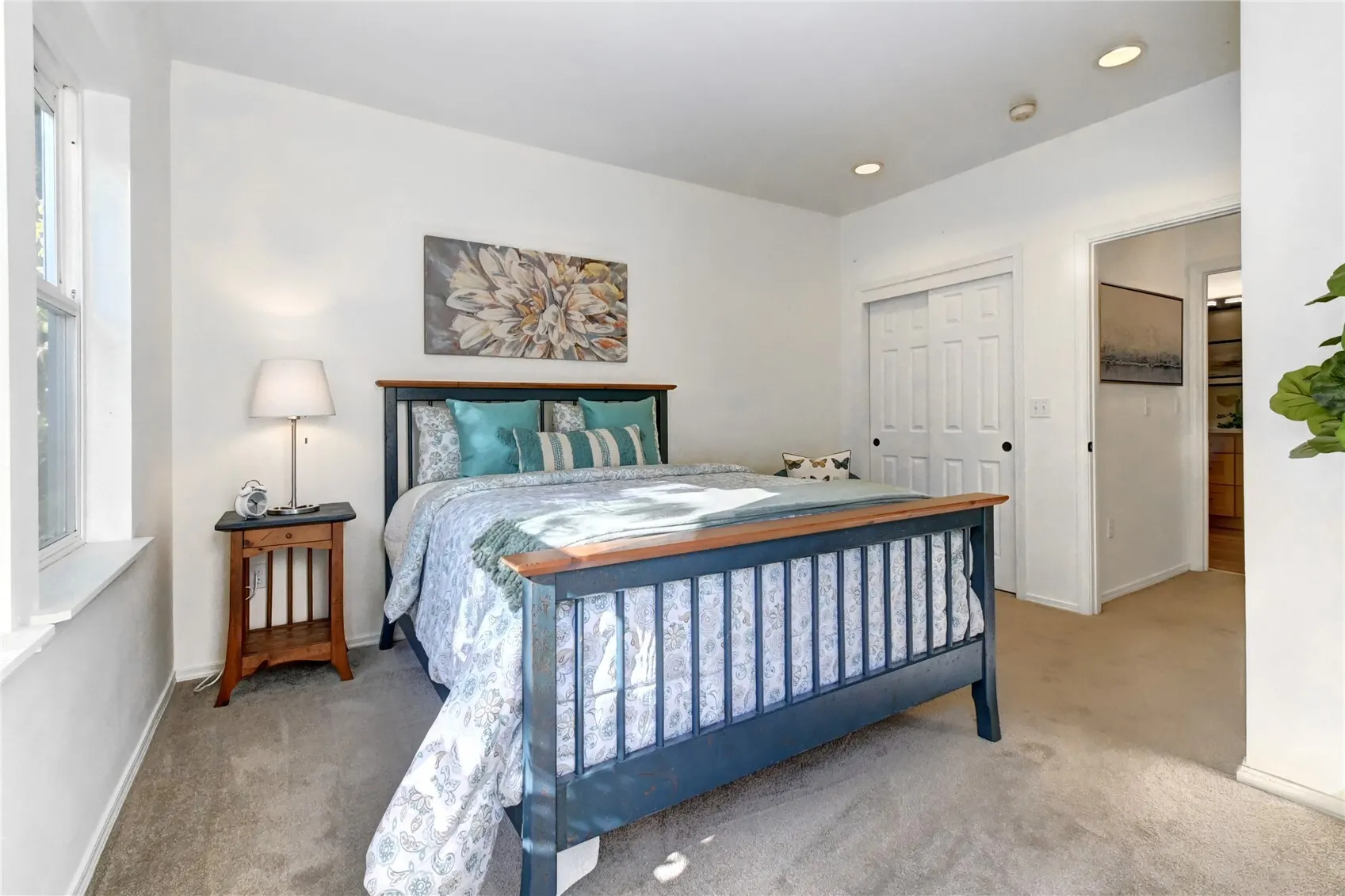 22772 SE 43rd Lane , Issaquah, WA 98029