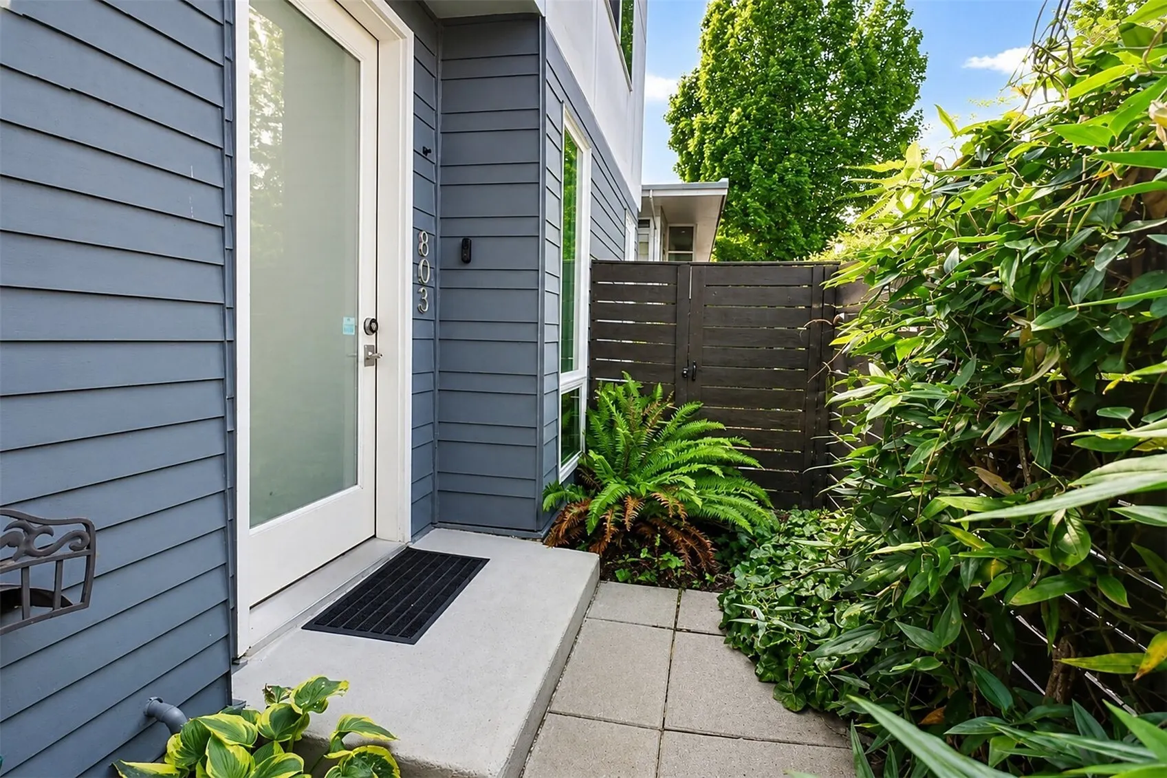 803 S Cloverdale Street #803, Seattle, WA 98108