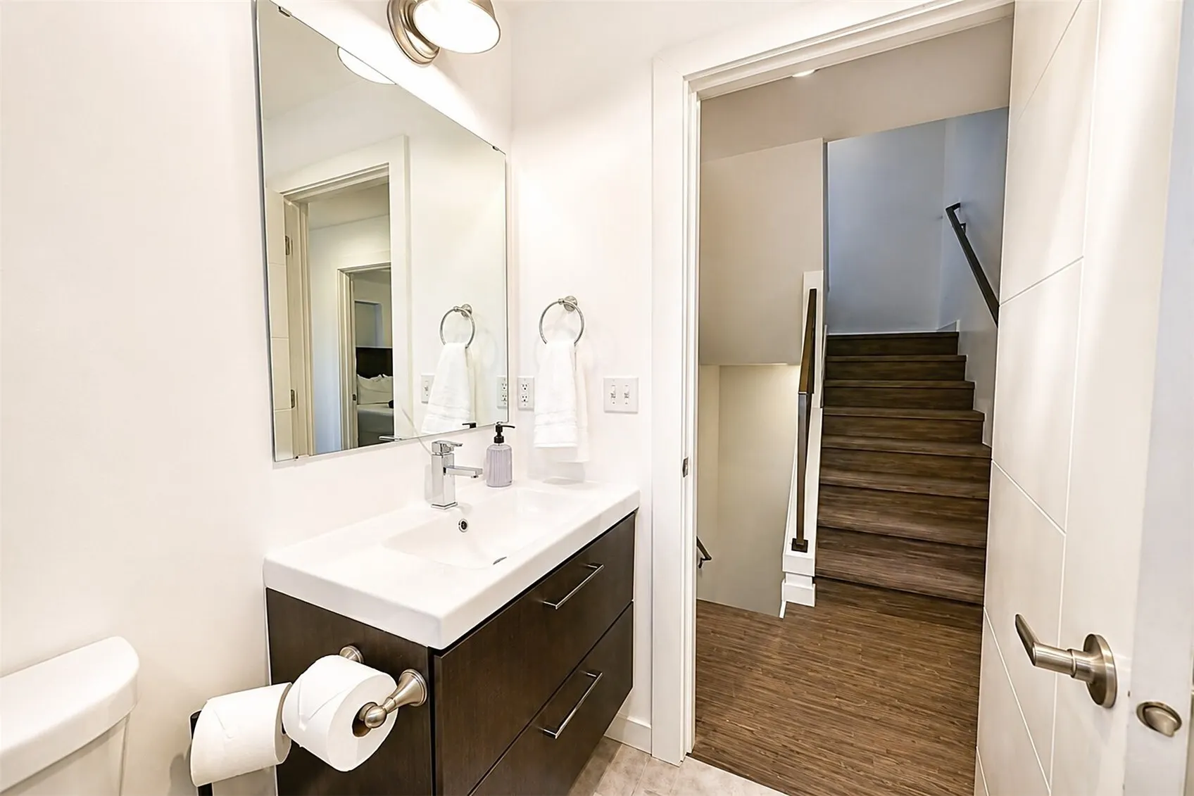 803 S Cloverdale Street #803, Seattle, WA 98108