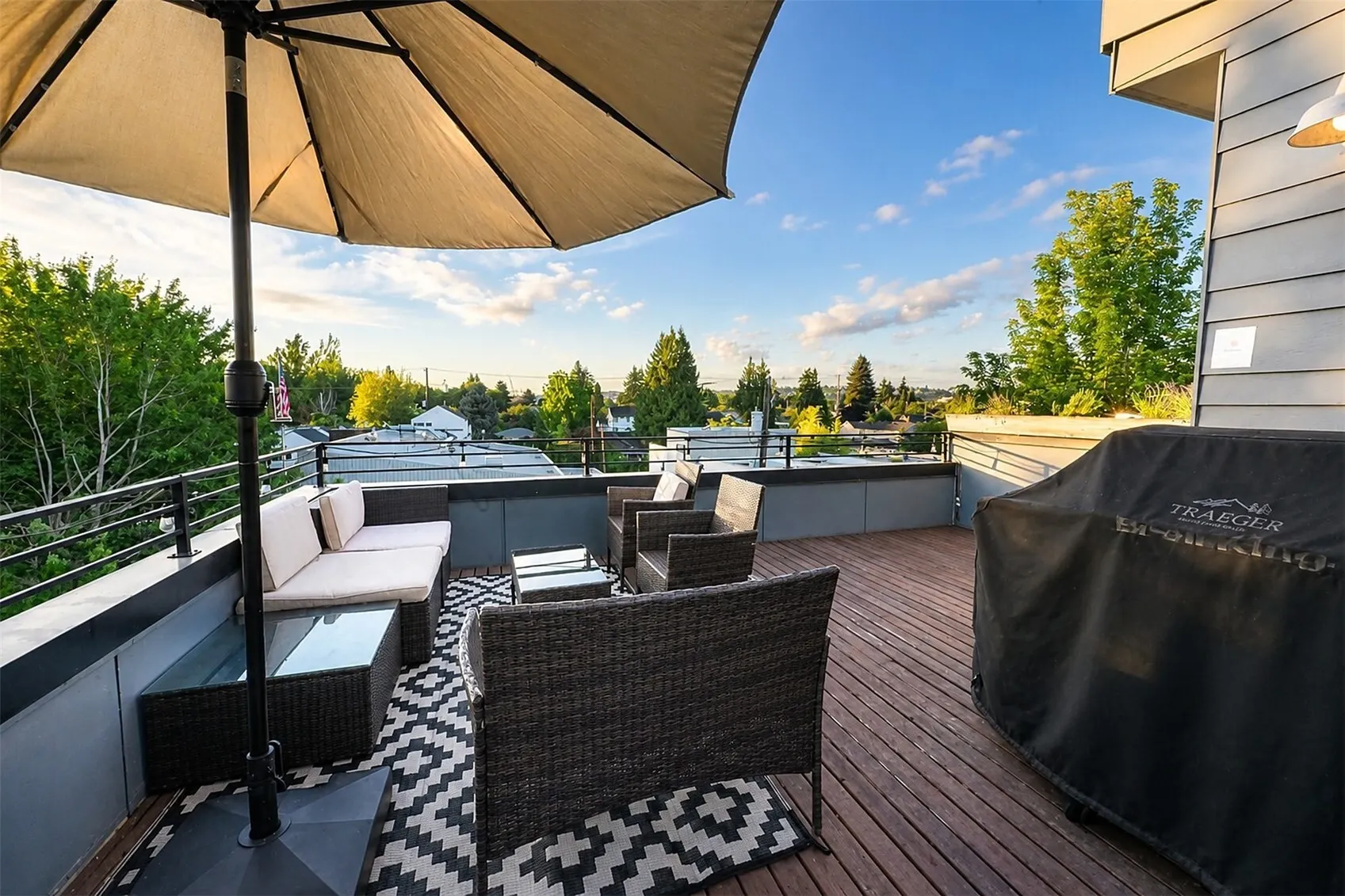 803 S Cloverdale Street #803, Seattle, WA 98108