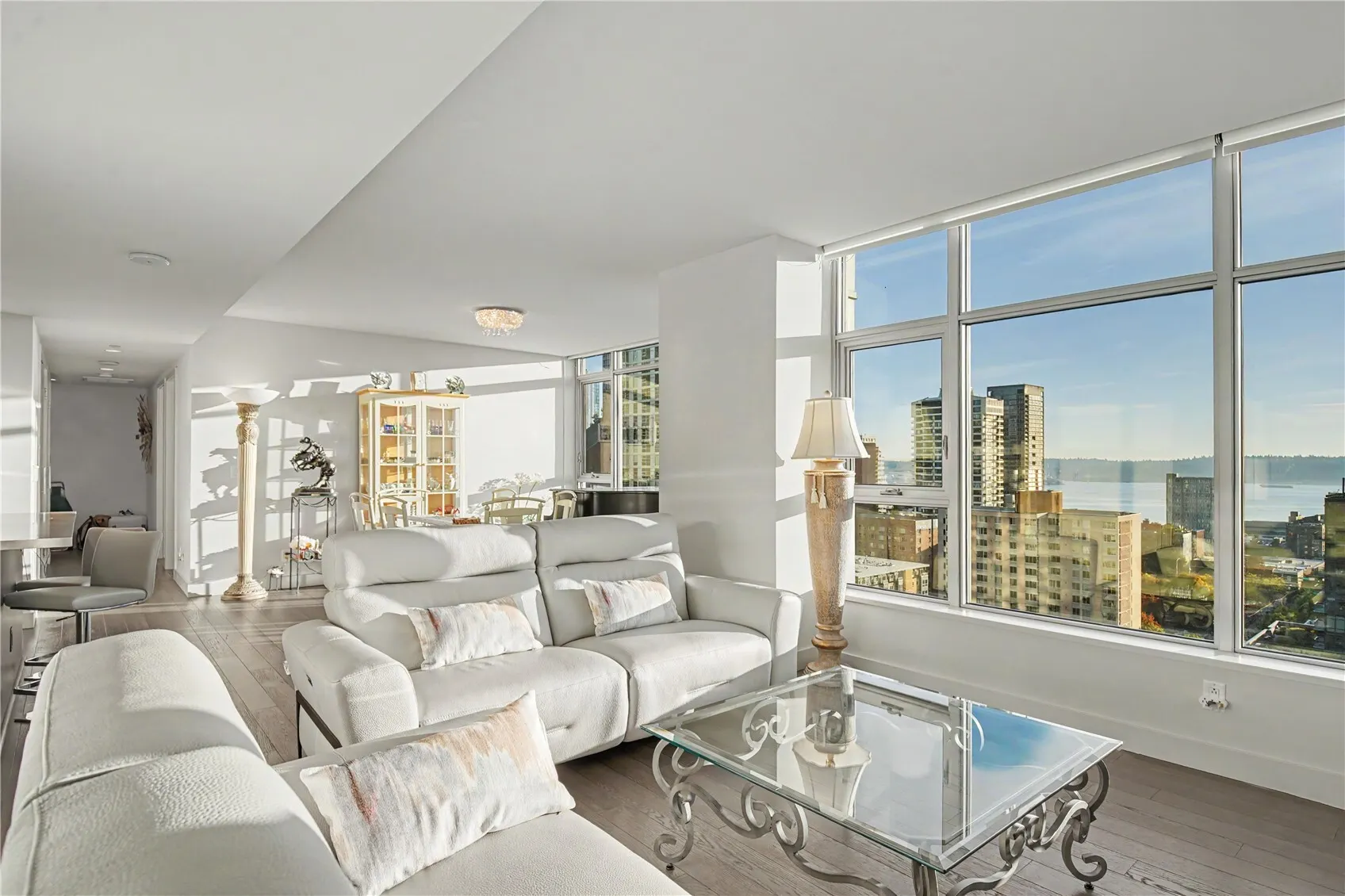 588 Bell Street #1707S, Seattle, WA 98121