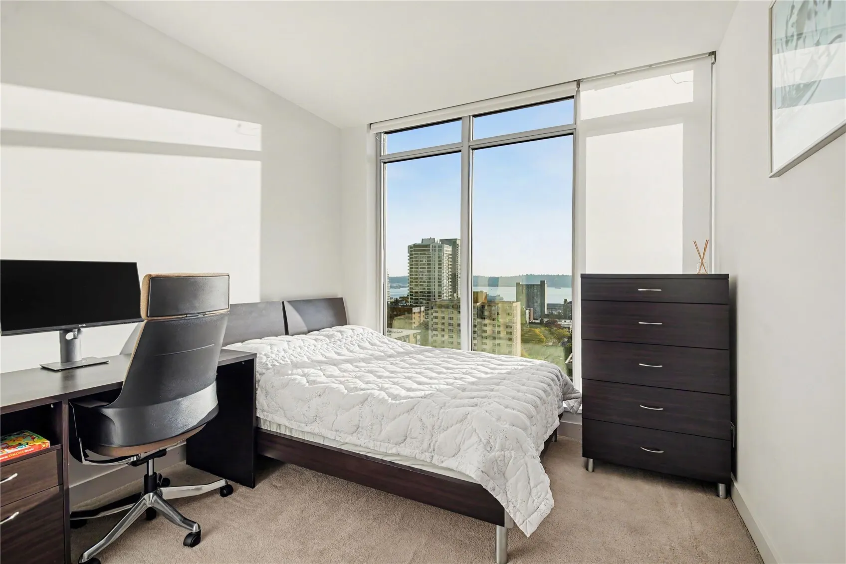588 Bell Street #1707S, Seattle, WA 98121