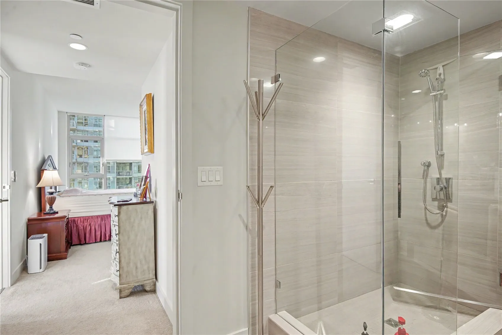588 Bell Street #1707S, Seattle, WA 98121