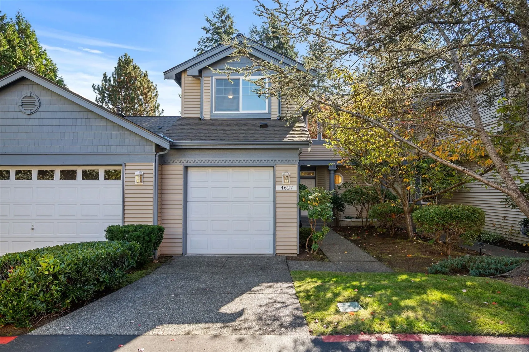 4627 NE 6th Court #4627, Renton, WA 98059