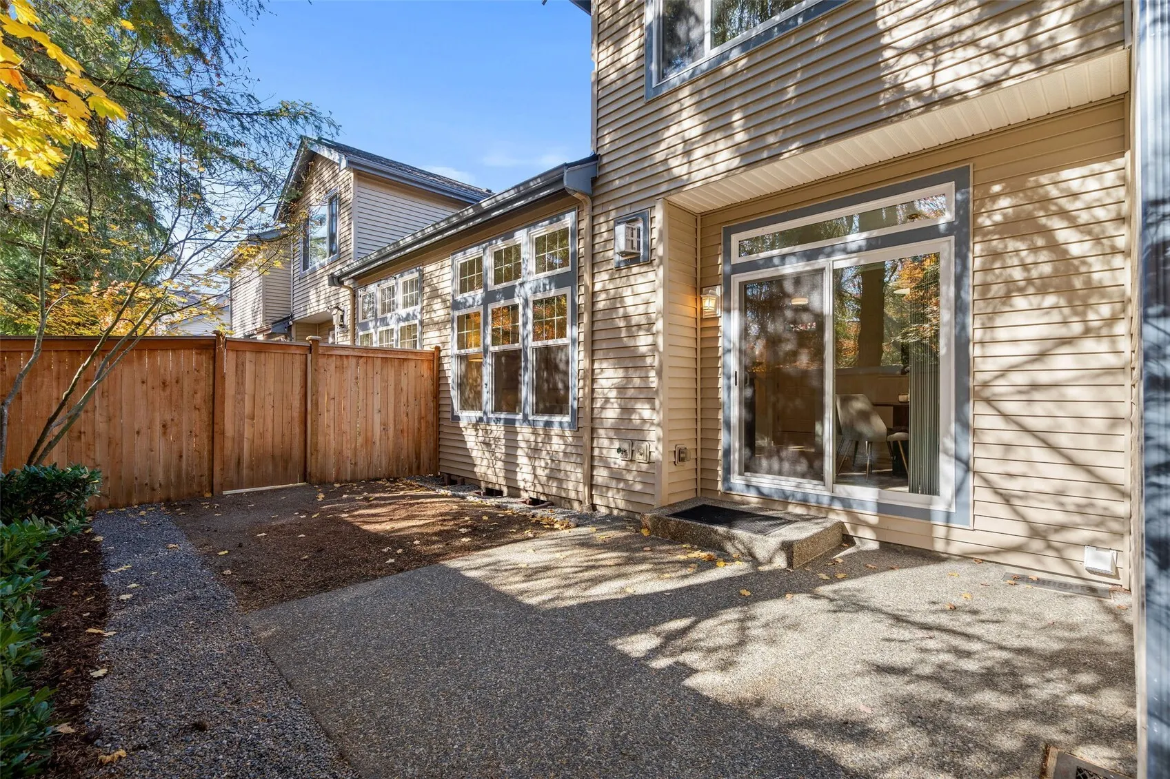 4627 NE 6th Court #4627, Renton, WA 98059