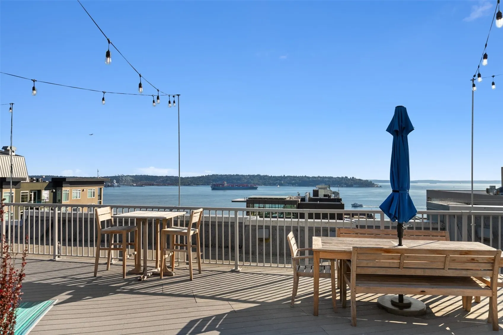 76 Cedar Street #805, Seattle, WA 98121