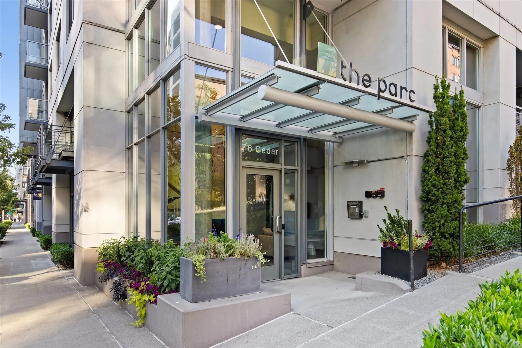 76 Cedar Street #805, Seattle, WA 98121