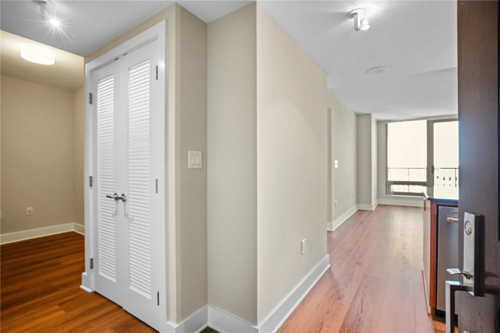 650 Bellevue Way NE #2907, Bellevue, WA 98004