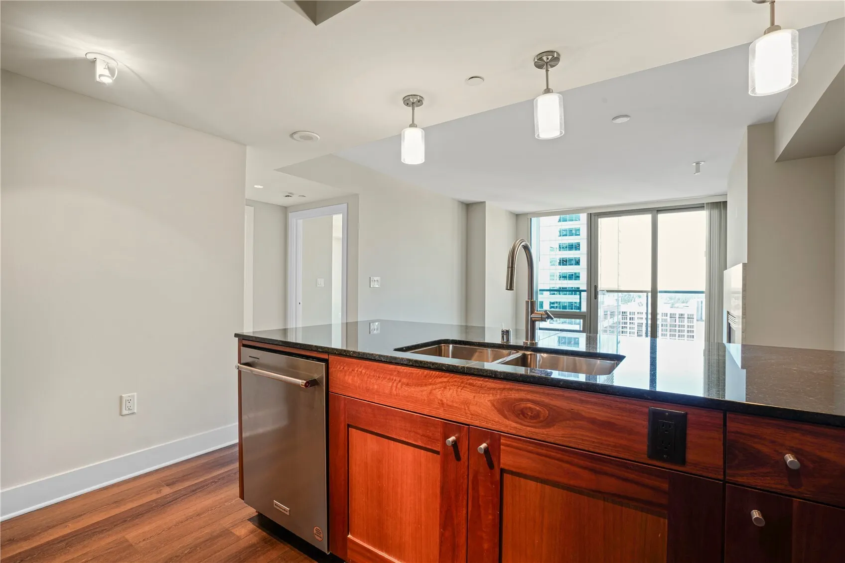 650 Bellevue Way NE #2907, Bellevue, WA 98004