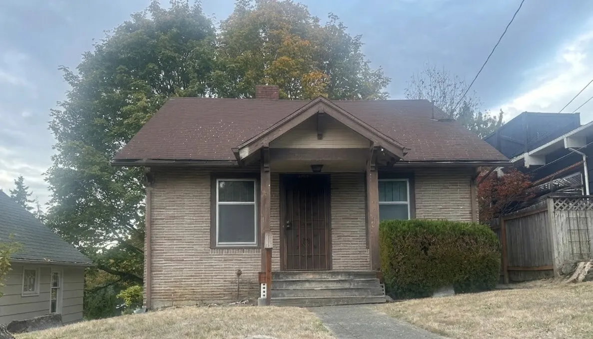 4706 S Alaska , Seattle, WA 98118