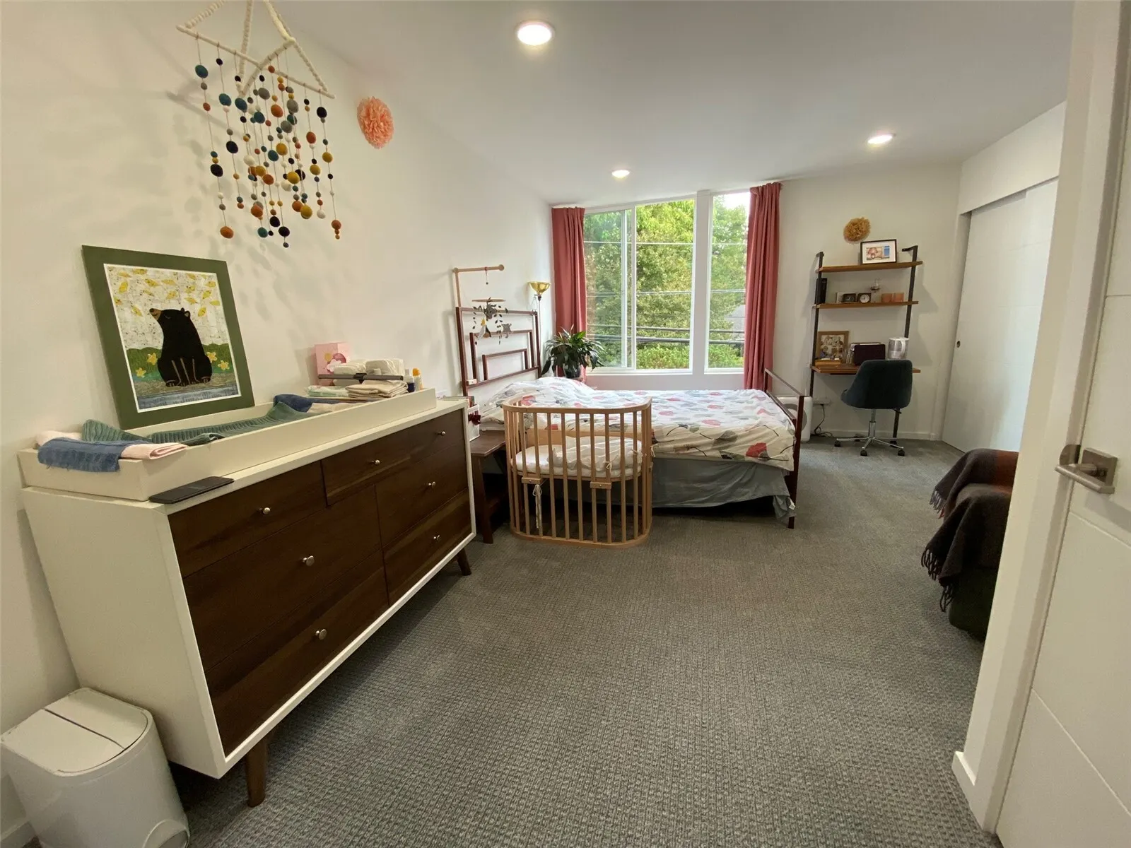 13735 35th Avenue NE #B, Seattle, WA 98125