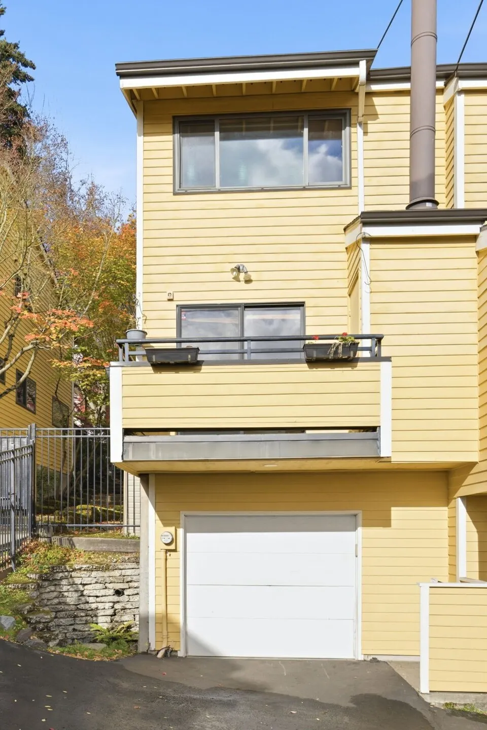 2585 E Madison Street #2585, Seattle, WA 98112