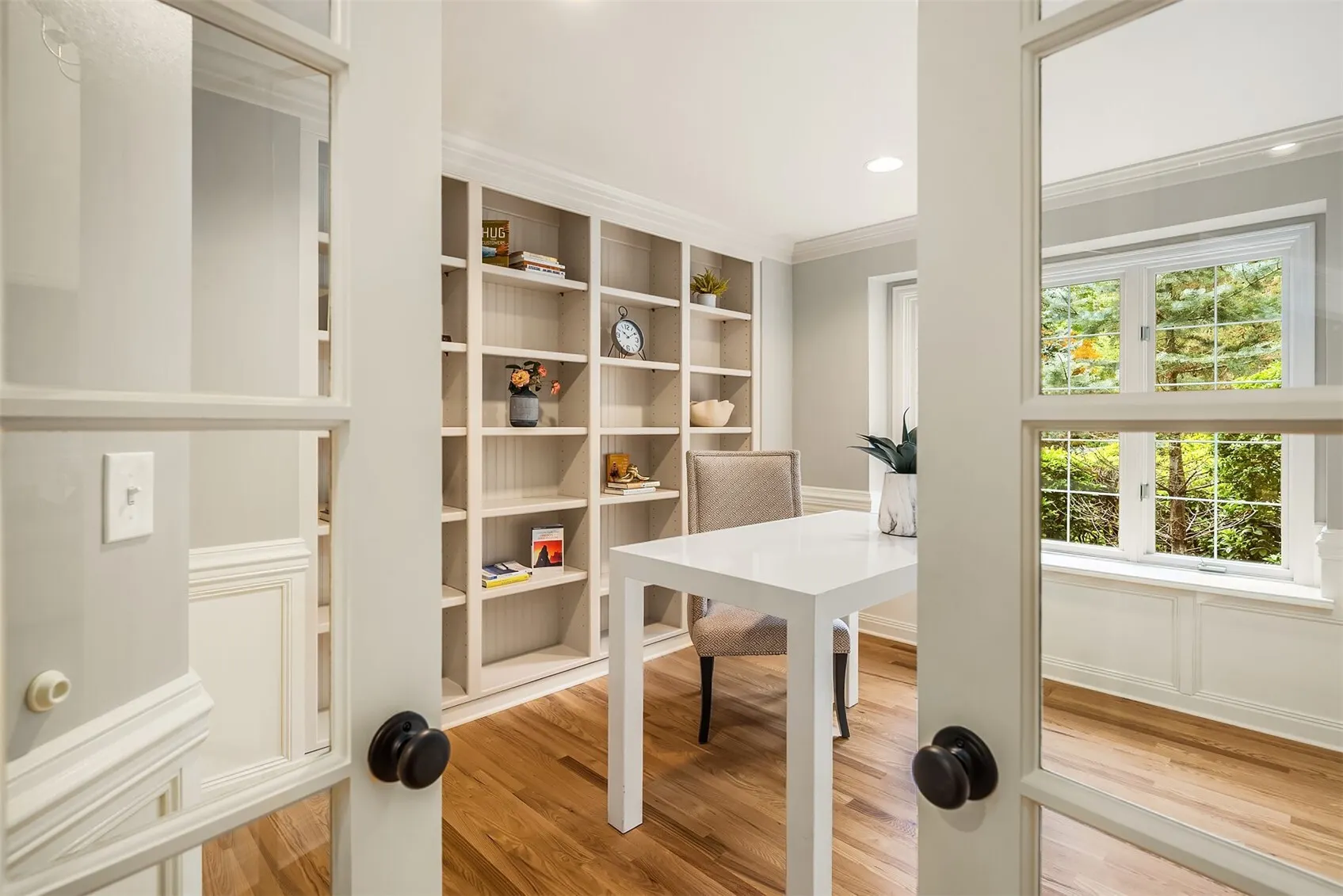 16701 Saybrook Drive NE, Woodinville, WA 98077-7469