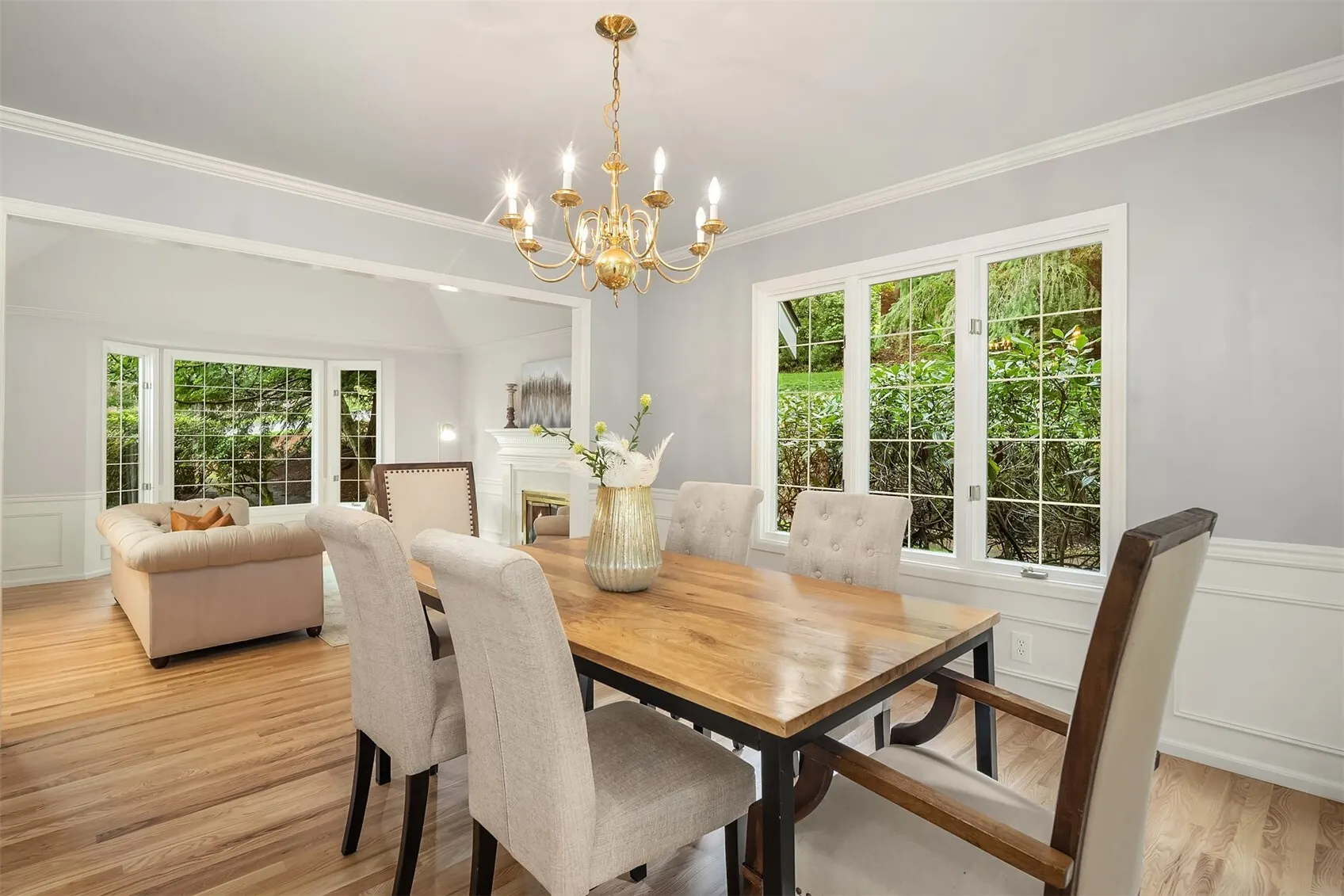 16701 Saybrook Drive NE, Woodinville, WA 98077-7469