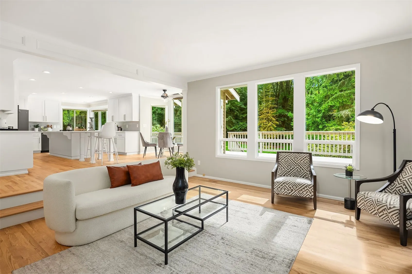 16701 Saybrook Drive NE, Woodinville, WA 98077-7469