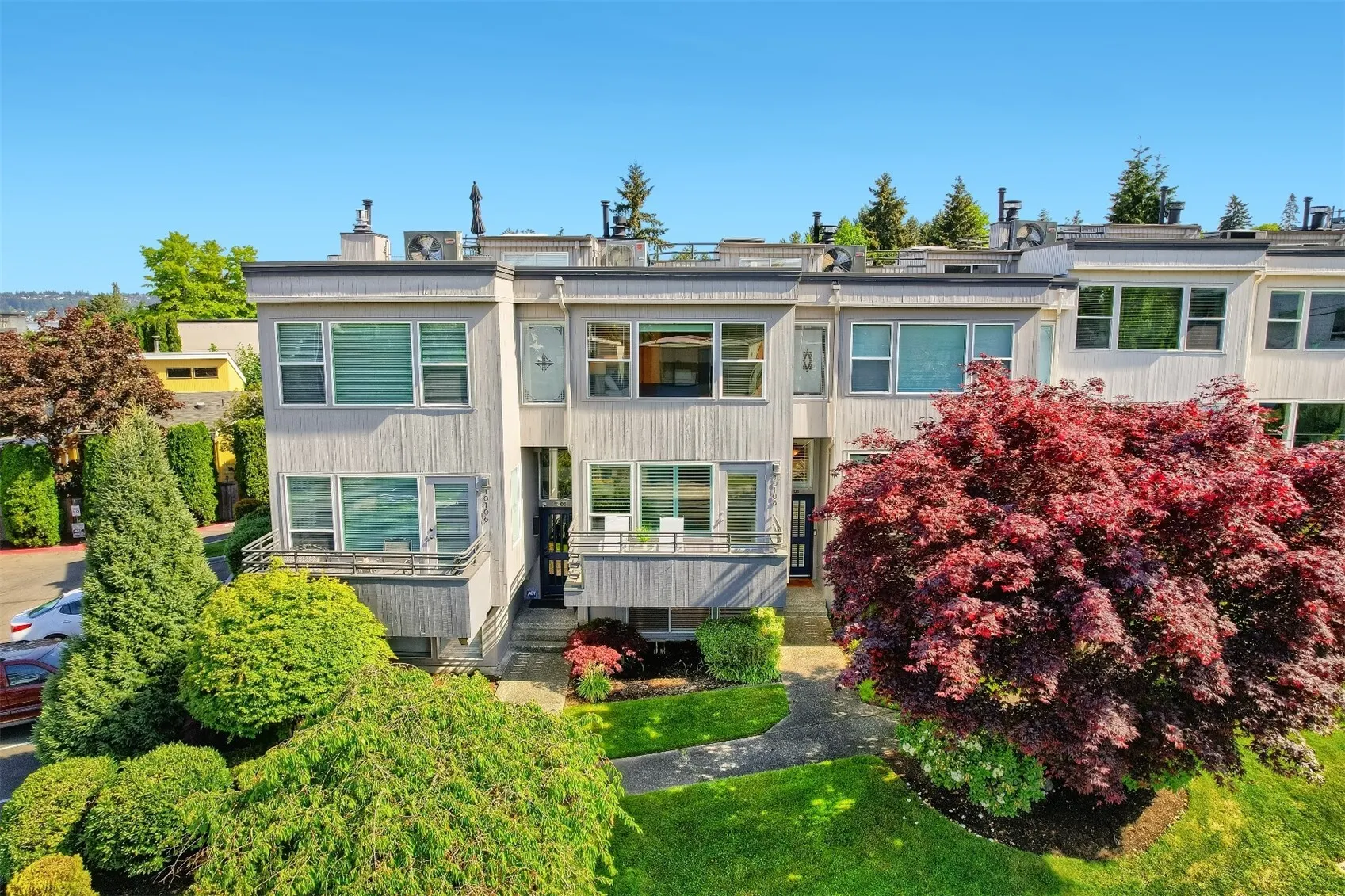 10108 NE 63rd Street , Kirkland, WA 98033
