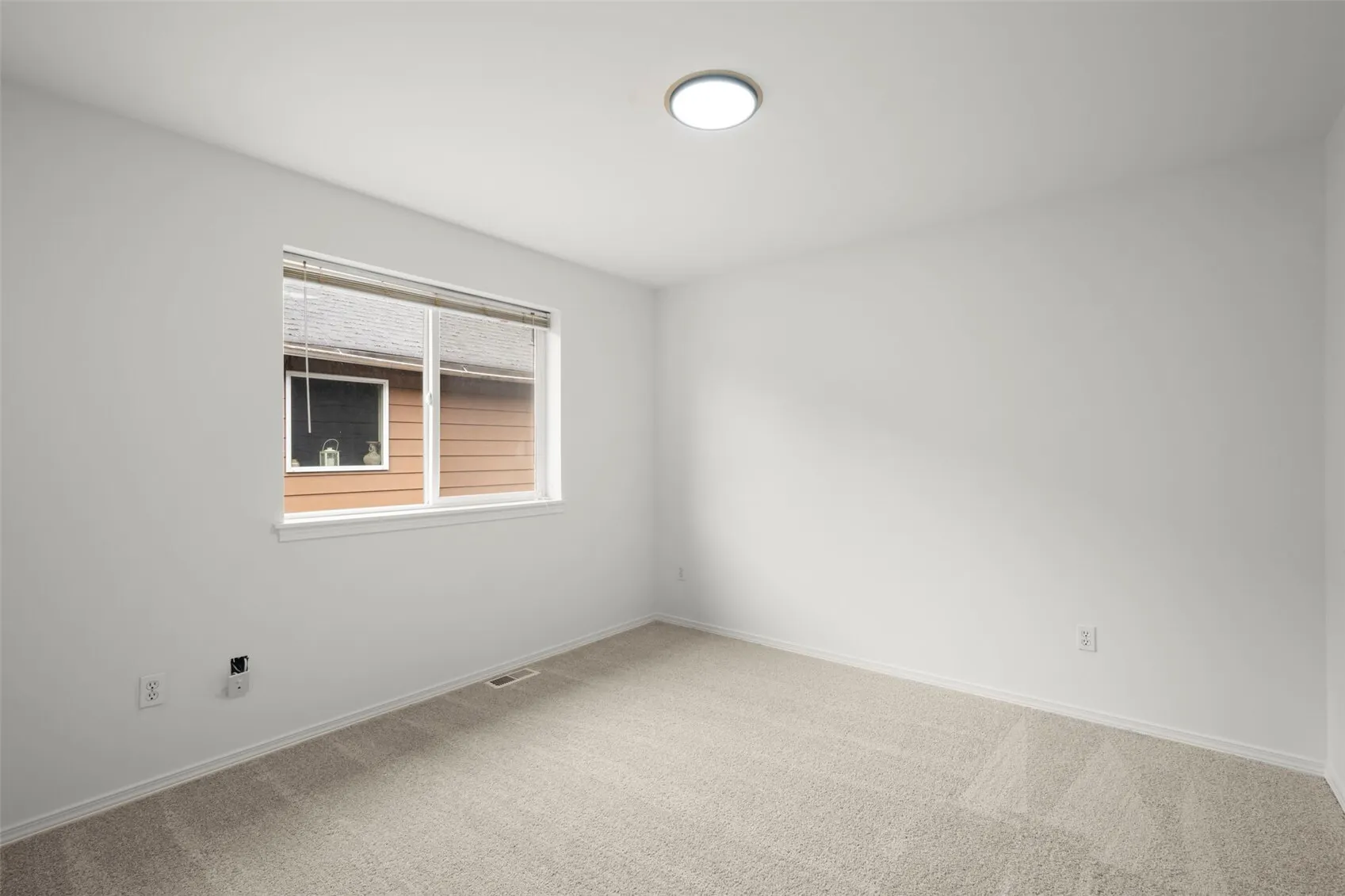 907 141st Place SW, Lynnwood, WA 98087