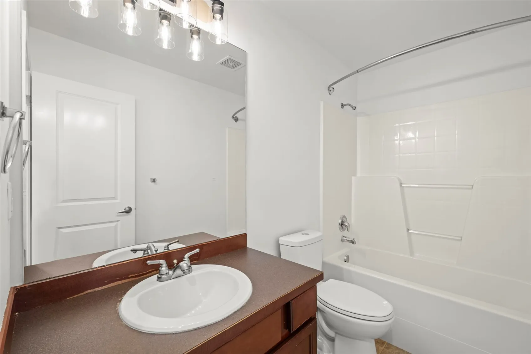 907 141st Place SW, Lynnwood, WA 98087
